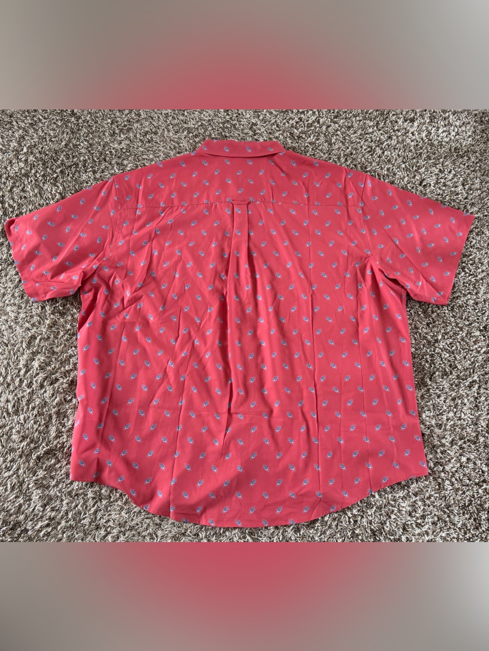 Izod Short-Sleeve Button-Down Shirt in Coral with Micro Paisley - Picture 3 of 3